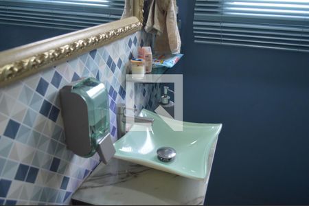 Casa à venda com 218m², 3 quartos e 2 vagasBanheiro