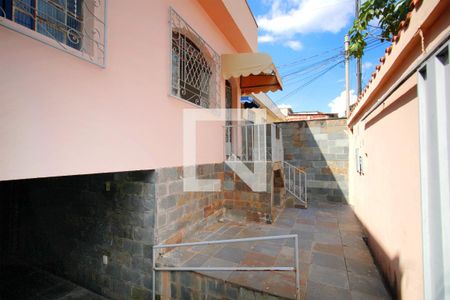 Casa à venda com 400m², 3 quartos e sem vagaVaranda