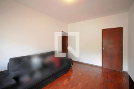 Sala de casa à venda com 3 quartos, 400m² em Santa Efigênia, Belo Horizonte