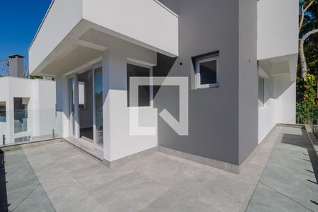 Casa para alugar com 300m², 3 quartos e 3 vagasCobertura - Varanda