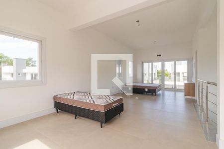 Casa para alugar com 300m², 3 quartos e 3 vagasCobertura