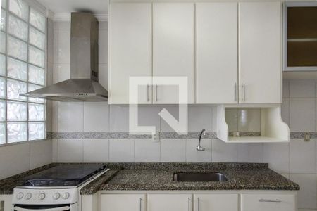 Apartamento para alugar com 101m², 3 quartos e 2 vagas Apartamento para alugar com 101m², 3 quartos e 2 vagasCozinha