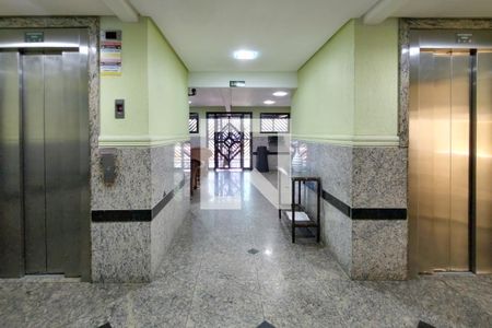 Apartamento para alugar com 101m², 3 quartos e 2 vagas Apartamento para alugar com 101m², 3 quartos e 2 vagasHall de entrada