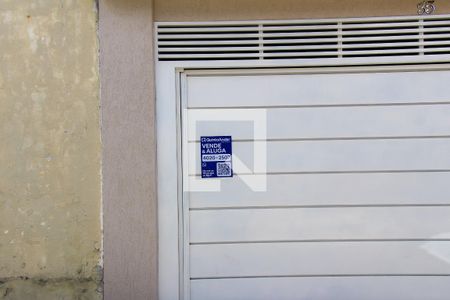 Casa à venda com 123m², 4 quartos e 2 vagas Casa à venda com 123m², 4 quartos e 2 vagasPlaca