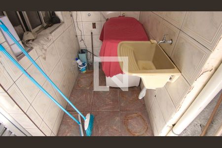 Casa à venda com 123m², 4 quartos e 2 vagas Casa à venda com 123m², 4 quartos e 2 vagasÀrea de Serviço