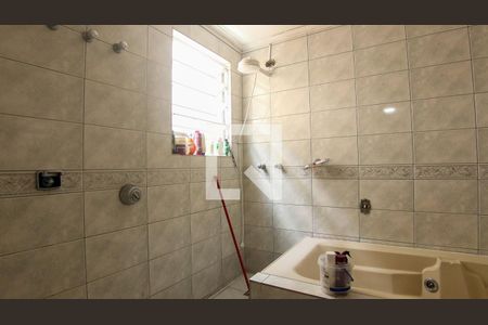 Casa à venda com 123m², 4 quartos e 2 vagas Casa à venda com 123m², 4 quartos e 2 vagasBanheiro Quarto 1