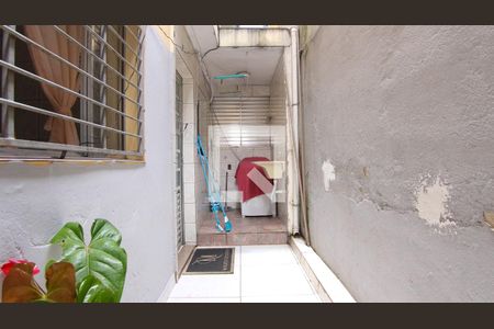 Casa à venda com 123m², 4 quartos e 2 vagas Casa à venda com 123m², 4 quartos e 2 vagasCorretor