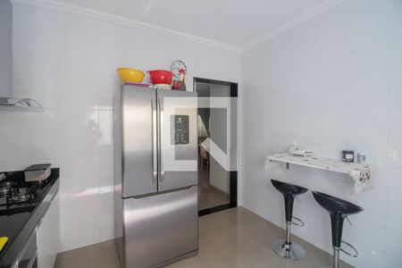 Casa à venda com 175m², 3 quartos e 2 vagas Casa à venda com 175m², 3 quartos e 2 vagasCozinha