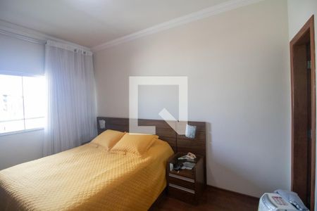 Casa à venda com 175m², 3 quartos e 2 vagas Casa à venda com 175m², 3 quartos e 2 vagasQuarto Suíte