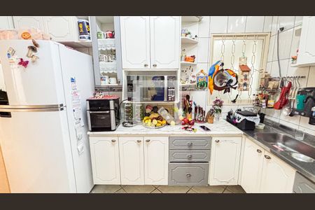 Casa à venda com 200m², 3 quartos e 2 vagasCozinha