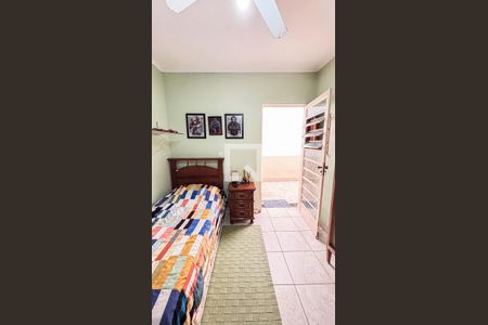 Casa à venda com 200m², 3 quartos e 2 vagasQuarto 2