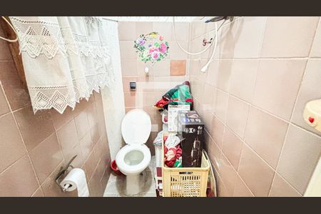 Casa à venda com 200m², 3 quartos e 2 vagasArea de Serviço - Banheiro