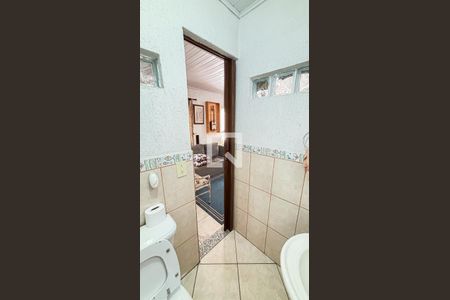 Casa à venda com 200m², 3 quartos e 2 vagasEdícula - Cobertura -Banheiro