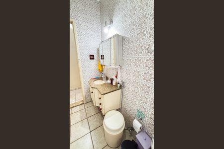 Casa à venda com 200m², 3 quartos e 2 vagasBanheiro