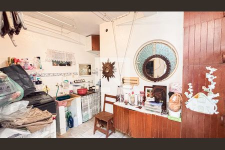 Casa à venda com 200m², 3 quartos e 2 vagasArea de Serviço