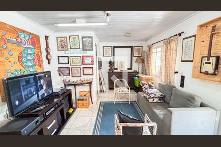 Casa à venda com 200m², 3 quartos e 2 vagasEdícula - Cobertura