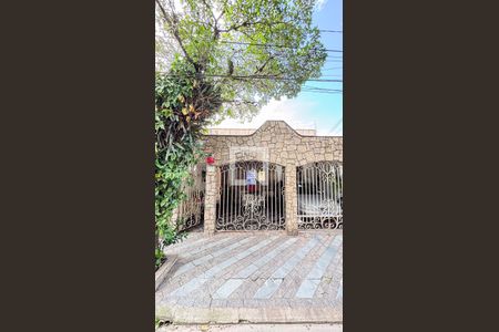 Casa à venda com 200m², 3 quartos e 2 vagasFachada