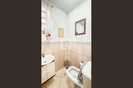 Casa à venda com 200m², 3 quartos e 2 vagasEdícula - Cobertura -Banheiro