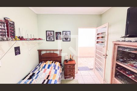 Casa à venda com 200m², 3 quartos e 2 vagasQuarto 2