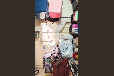 Casa à venda com 200m², 3 quartos e 2 vagasDespensa