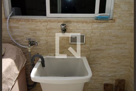 Casa de condomínio à venda com 185m², 6 quartos e 2 vagasÁrea de Serviço