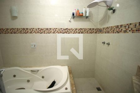 Casa de condomínio à venda com 185m², 6 quartos e 2 vagasBanheiro da Suíte 5