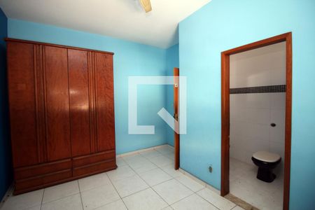 Casa de condomínio à venda com 185m², 6 quartos e 2 vagasQuarto 4 Suíte