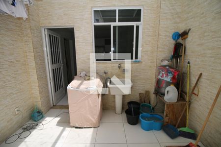 Casa de condomínio à venda com 185m², 6 quartos e 2 vagasÁrea de Serviço