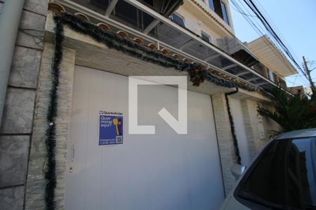 Casa de condomínio à venda com 185m², 6 quartos e 2 vagasPlaca