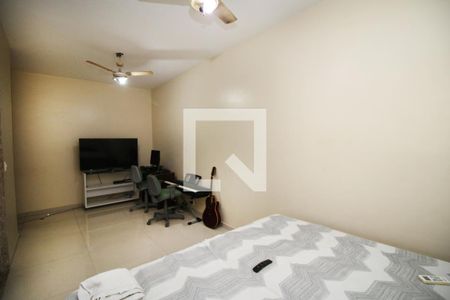 Casa de condomínio à venda com 185m², 6 quartos e 2 vagasQuarto 5 Suíte