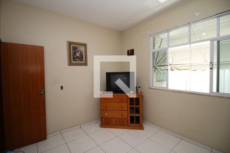 Casa de condomínio à venda com 185m², 6 quartos e 2 vagasQuarto 2