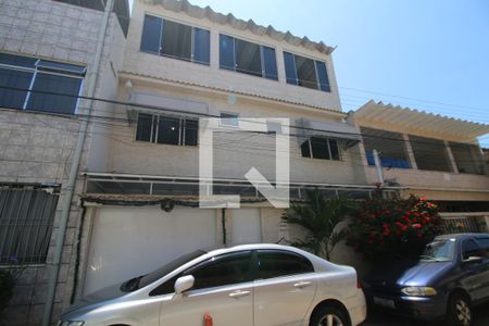 Casa de condomínio à venda com 185m², 6 quartos e 2 vagasFachada da casa