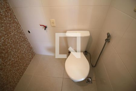 Casa de condomínio à venda com 185m², 6 quartos e 2 vagasLavabo