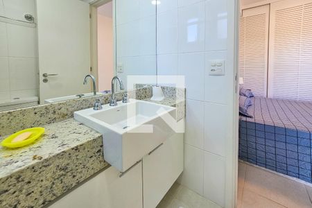 Apartamento para alugar com 81m², 2 quartos e 2 vagas Apartamento para alugar com 81m², 2 quartos e 2 vagasBanheiro da Suíte 1