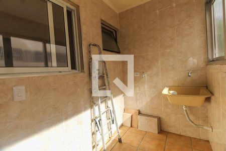 Apartamento à venda com 81m², 3 quartos e 1 vagaÁrea de serviço