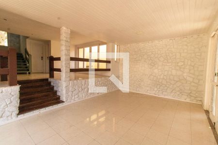 Sala de casa à venda com 7 quartos, 437m² em Piratininga, Niterói