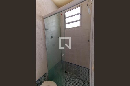 Casa à venda com 437m², 7 quartos e 3 vagas Casa à venda com 437m², 7 quartos e 3 vagasBanheiro de serviço