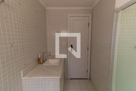 Casa à venda com 437m², 7 quartos e 3 vagas Casa à venda com 437m², 7 quartos e 3 vagasBanheiro Social 1