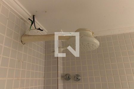 Casa à venda com 437m², 7 quartos e 3 vagas Casa à venda com 437m², 7 quartos e 3 vagasChuveiro