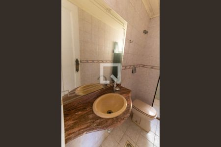 Casa à venda com 437m², 7 quartos e 3 vagas Casa à venda com 437m², 7 quartos e 3 vagasBanheiro Social 3