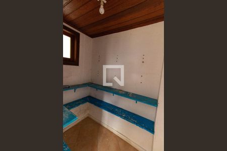 Casa à venda com 437m², 7 quartos e 3 vagas Casa à venda com 437m², 7 quartos e 3 vagasDespensa