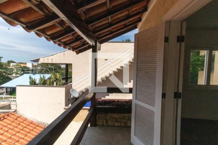 Casa à venda com 437m², 7 quartos e 3 vagas Casa à venda com 437m², 7 quartos e 3 vagasVaranda da Suíte