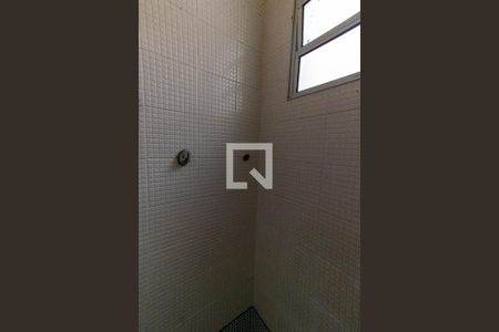 Casa à venda com 437m², 7 quartos e 3 vagas Casa à venda com 437m², 7 quartos e 3 vagasBanheiro de serviço