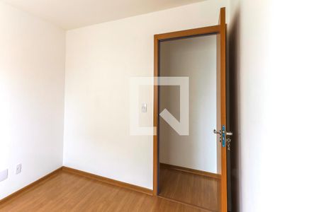 Quarto 1 de apartamento para alugar com 2 quartos, 44m² em Jardim das Américas, Curitiba