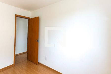 Quarto 1 de apartamento para alugar com 2 quartos, 44m² em Jardim das Américas, Curitiba