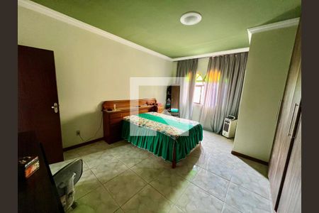 Casa à venda com 500m², 2 quartos e 4 vagas Casa à venda com 500m², 2 quartos e 4 vagasQuarto 2