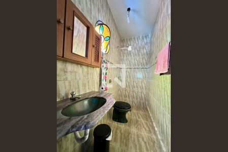 Casa à venda com 500m², 2 quartos e 4 vagas Casa à venda com 500m², 2 quartos e 4 vagasBanheiro Social