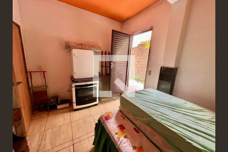 Casa à venda com 500m², 2 quartos e 4 vagas Casa à venda com 500m², 2 quartos e 4 vagasQuarto 3 - casa de baixo