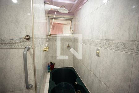 Apartamento à venda com 72m², 3 quartos e 1 vaga Apartamento à venda com 72m², 3 quartos e 1 vagaBANHEIRO