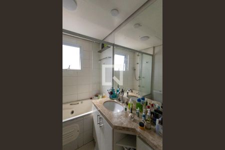 Apartamento para alugar com 117m², 3 quartos e 2 vagasBanheiro da Suíte